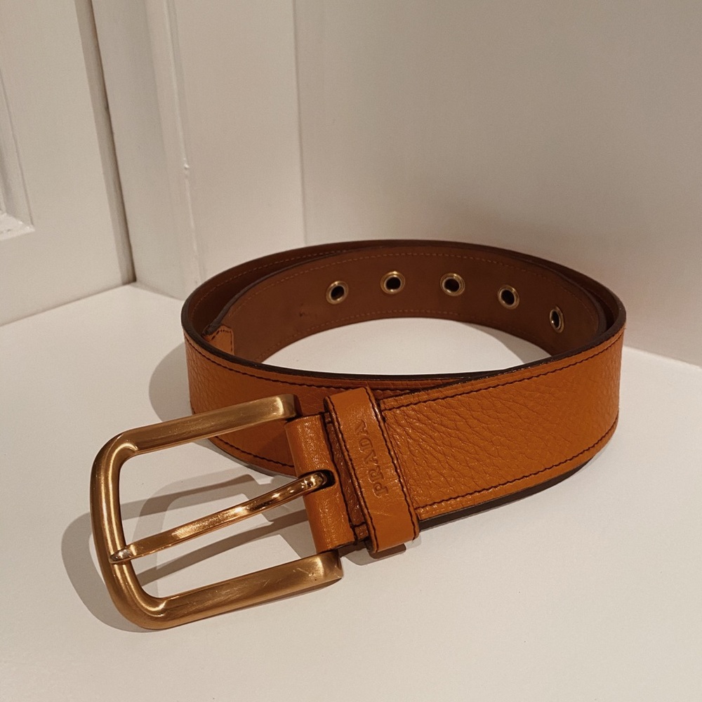 🔥SOLD🔥 💯 Authentic Prada Belt
